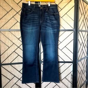 LEE RIDERS MIDRISE BOOTCUT COMFORTABLE/STRETCH JEANS FOR WOMEN SIZE 16 PETITE